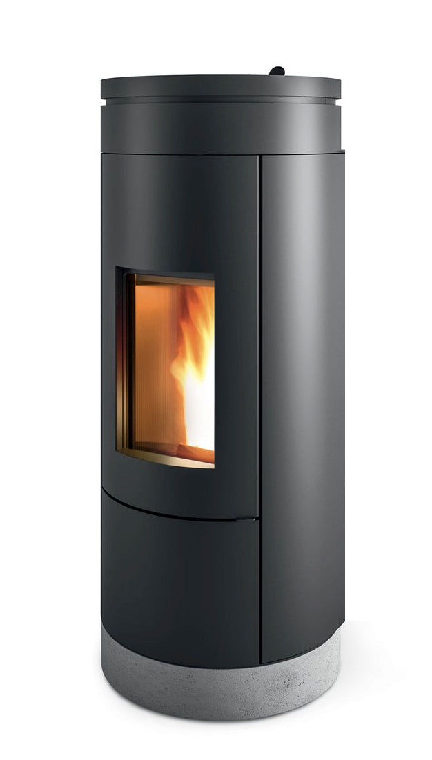 Stufa a pellet ventilata MCZ Wall Angle air 8 Maestro